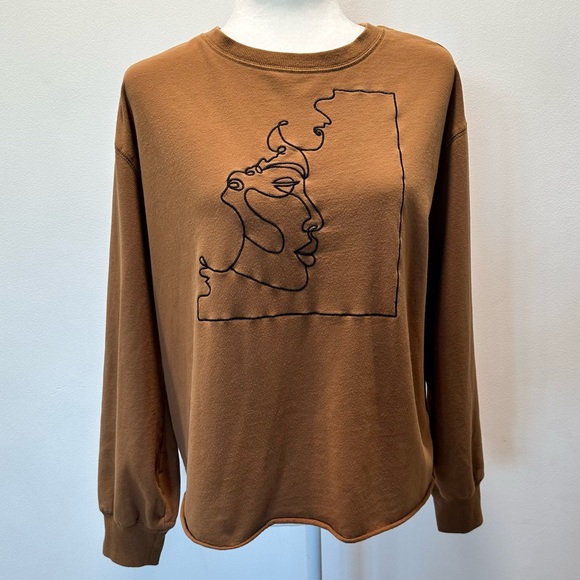 Pullover crew neck embroidered silhouette black history Sweater Women’s Medium - Picture 1 of 6